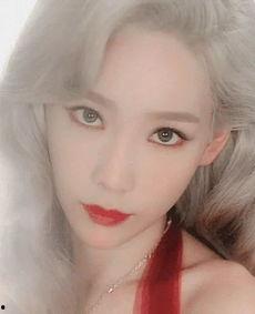 浓妆欧美打扮图片,时尚前卫的妆容艺术解析